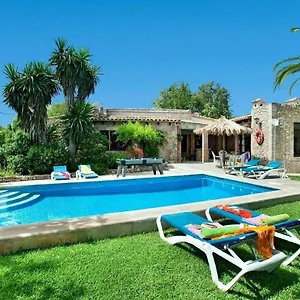 https://villa-can-tia.balearic-islands.net